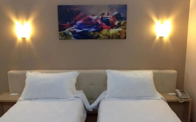 Hotel Green