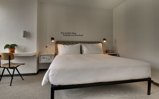 Hotel Hive