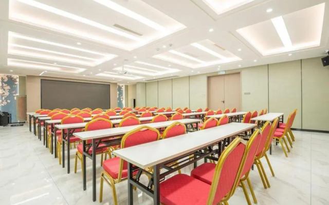 Magnotel Hotel (Jining Jinyu Road Jizhou Ancient City)