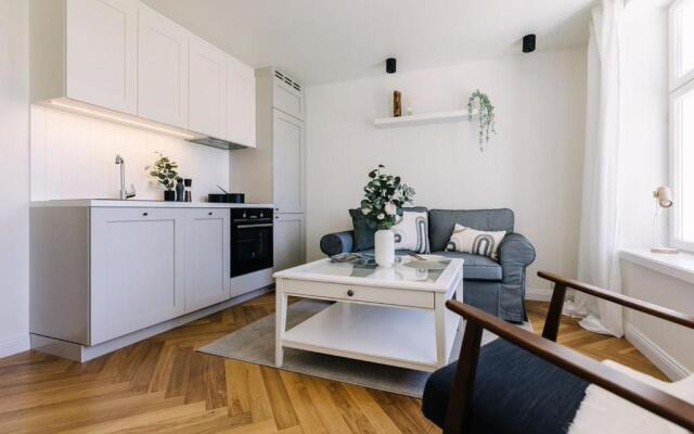 Lenderi Villa Luxury Apartments with Sauna