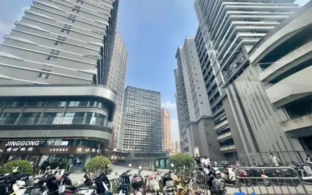 Huayalai International Apartment (Haikou Longhu Tianjie)