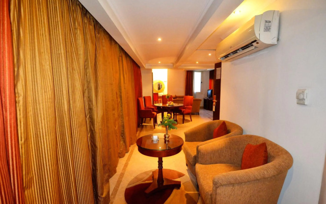 Aracan Eatabe Luxor Hotel