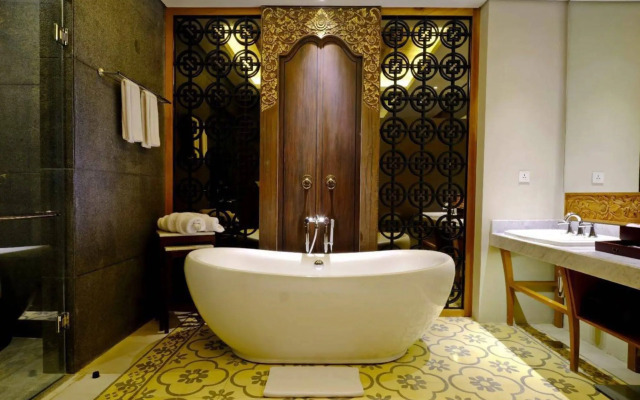 Swarga Suites Bali Berawa, Marclan Collection