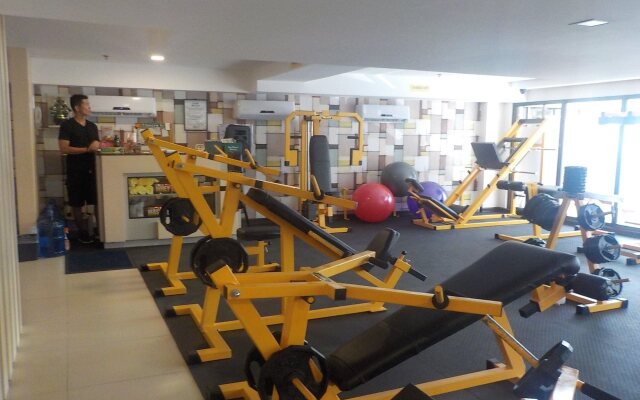Royal Suites Condotel