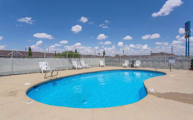 Motel 6-Lordsburg, NM