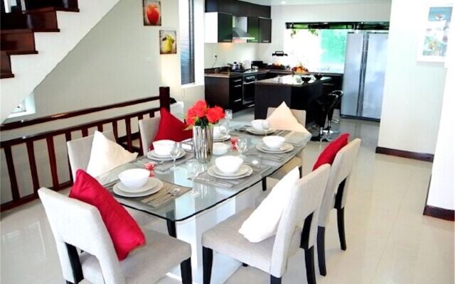 Sunrise 3 Bedrooms Spacious Apartment In Nai Harn