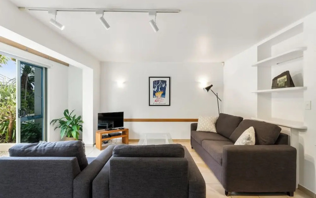 Waiheke Island - Onetangi Beachfront Apartments