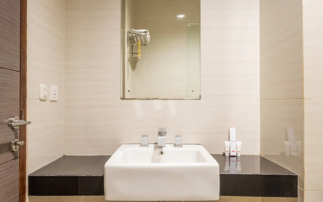 Capital O 1256 Sangga Buana Resort and Convention Hotel