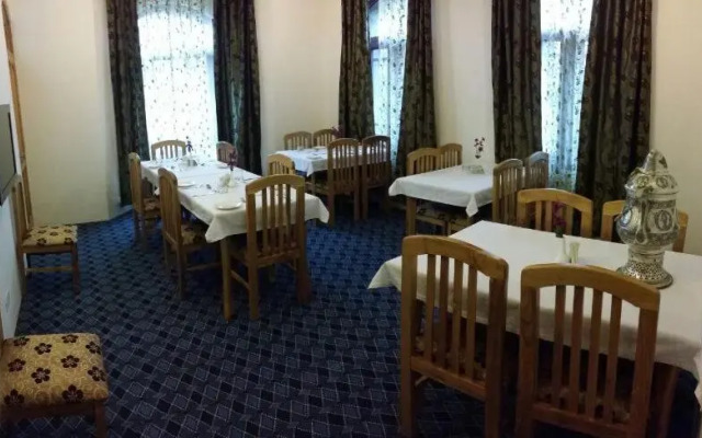 Harwan Resort
