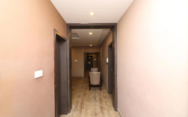 Hotel Lotus By OYO Rooms