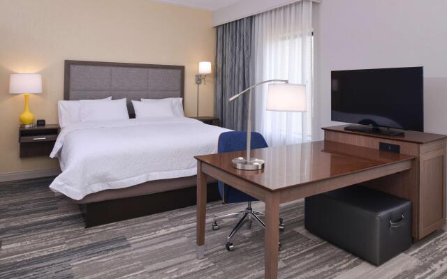 Hampton Inn & Suites Cincinnati-Mason