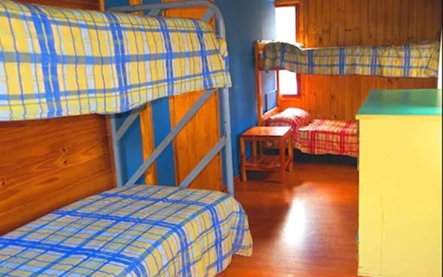 Hostel y Camping Los Coihues