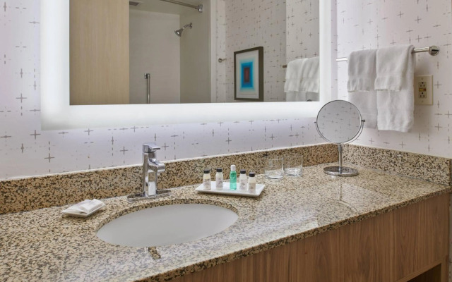 Delta Hotels by Marriott Detroit Novi