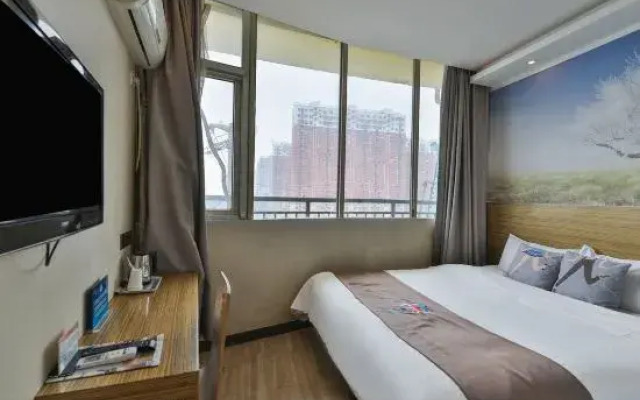 Hotel Sibrun(Beijing South Railway Station Jiaomenxi Metro Station Store)