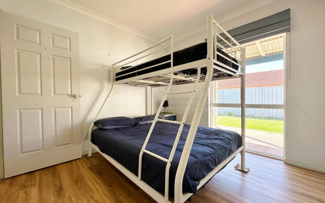 Cygnet Court 2 - Kalbarri, WA