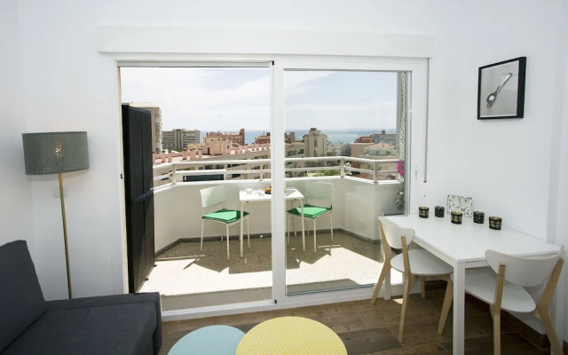 Lovely Quiet & Center Sea Views