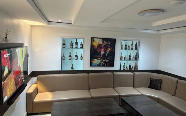 Foramot Suite