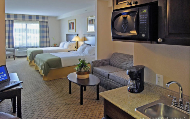 Holiday Inn Express & Suites North Bay by IHG