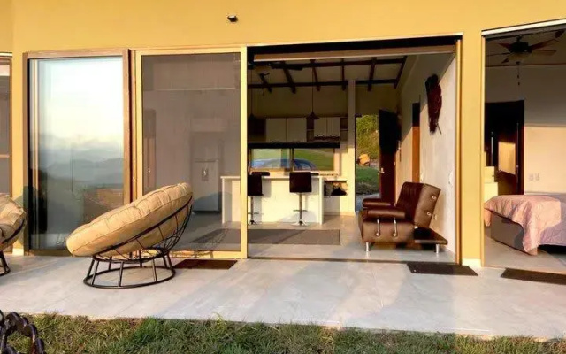 Villa Celeny