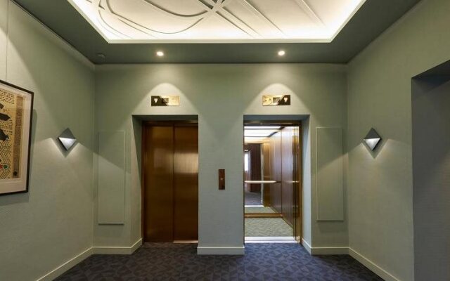 M Suite Hotel