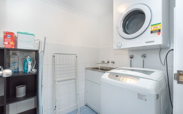 AirM8 Apartments Darling Harbour
