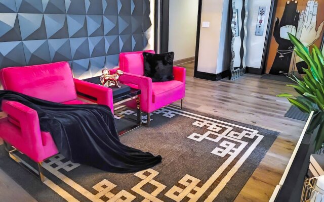 Chic Collection by NOHOTEL on PTree RD