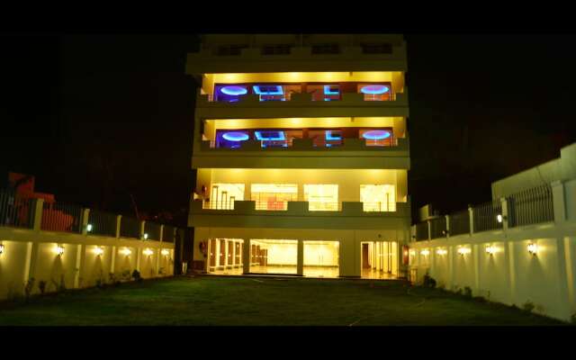 Royal Windsor Hotel