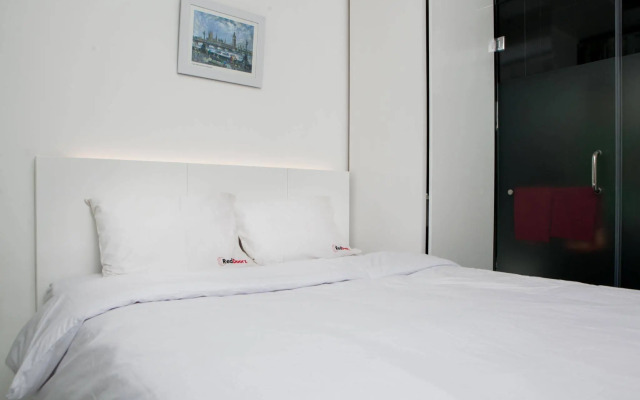 RedDoorz Plus near Parahyangan University