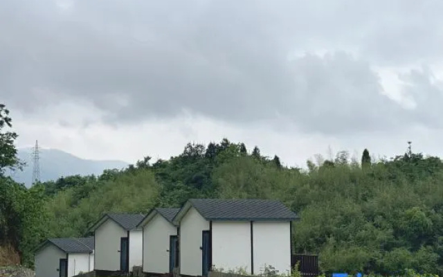 Xiandao Lake Hushan Xiaoju Homestay – Outside – Huangshi