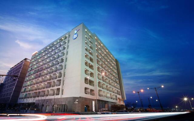 Hotel Whistlelark Jeju