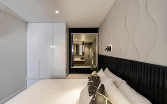 Majestic M Suites
