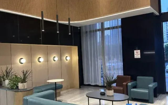Qingmai Hotel
