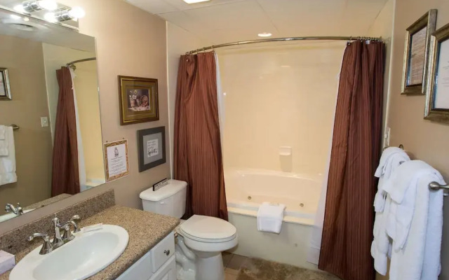 Whispering Pines 211