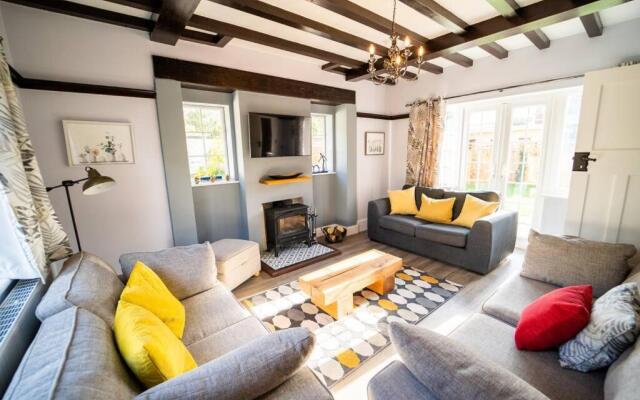 The Cedars, Cromer, a 7.5 minute walk to the beach
