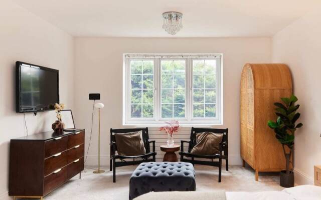 The Redbridge Sanctuary - Spacious 3bdr House With Garden