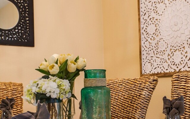 100th Scottsdale #2191 3 Bedroom Condo by Redawning