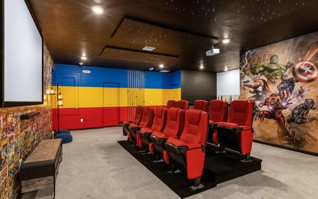 Upstay - Magic Mansion w Pool-spa-cinema-games