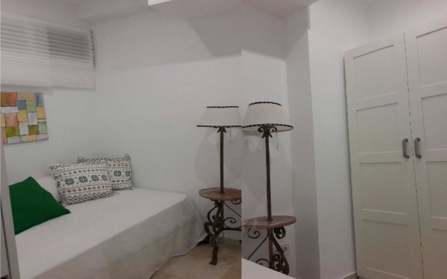 Apartment With 2 Bedrooms in Fuengirola - 10 m From the Beach