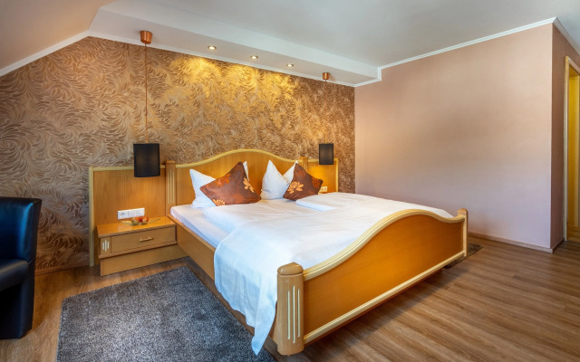 Goldener Pfropfenzieher