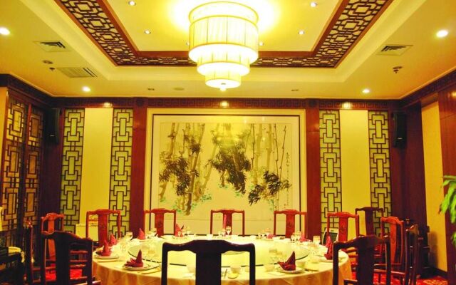 Shandong Yizheng Hotel