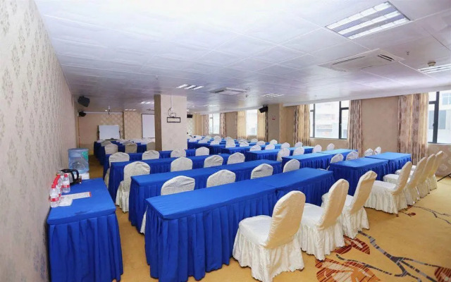 Vienna Hotel Shenzhen Longgang Ainan Road Branch