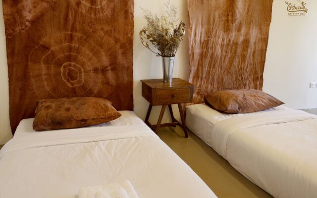 Rai Ruen Rom Organic Farm