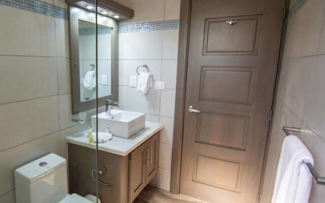 Private 3 Bedroom Villa Near Walking Trail