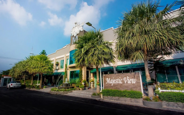 Majestic View Hotel