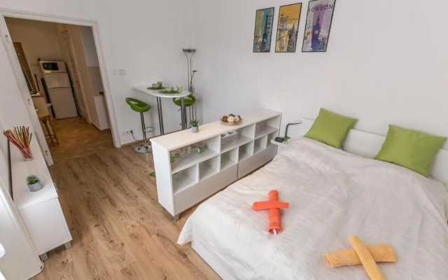 Balzac Apartment