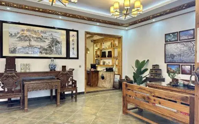 Siyue Homestay (Hongcun Scenic Area Branch)