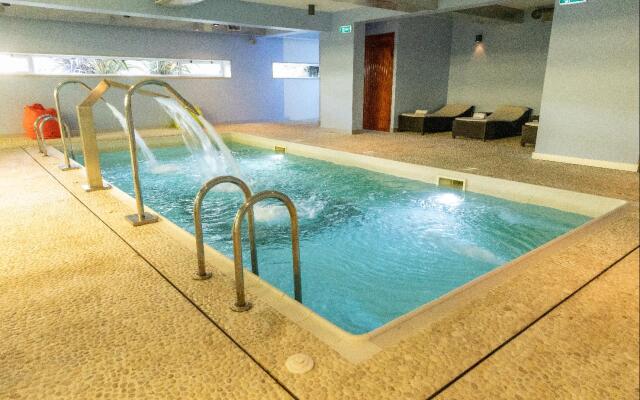 Marina Club Suite Hotel