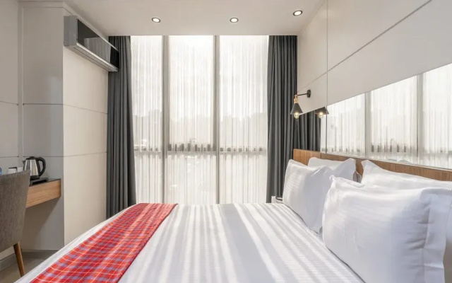 Maa Hotel and Suites