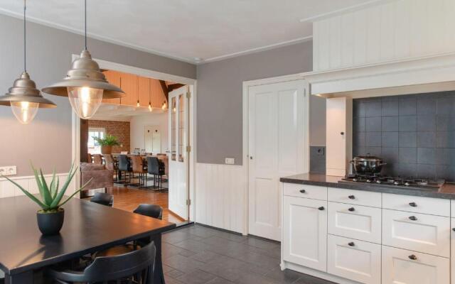 Luxury group accommodation for 14 people