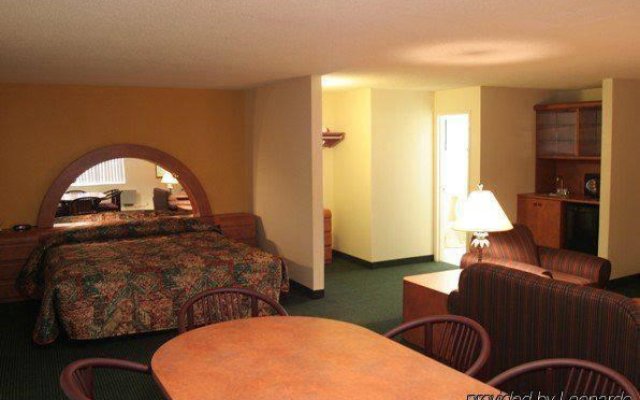 University Inn and Suites Tallahassee